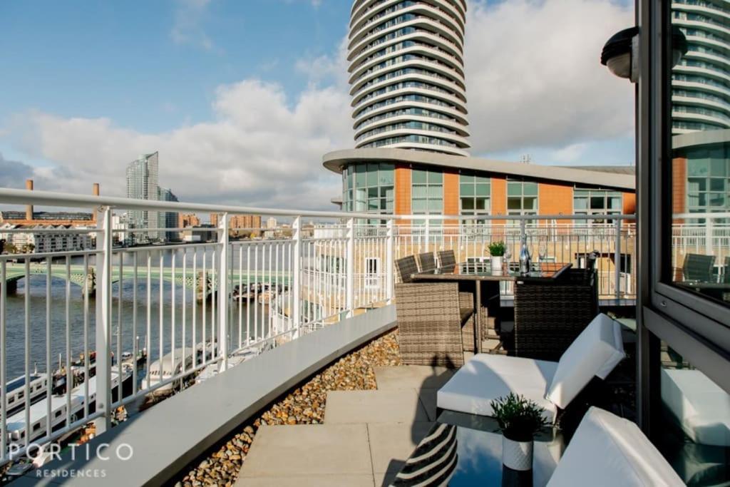 Portico Residences - Stunning Penthouse With River Views In Battersea Londra